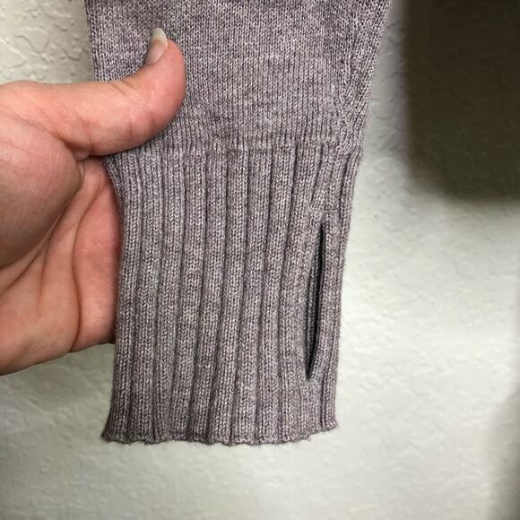 Lululemon Still Lotus reversible heathered frosted mulberry light purple sweater - Picture 11 of 12